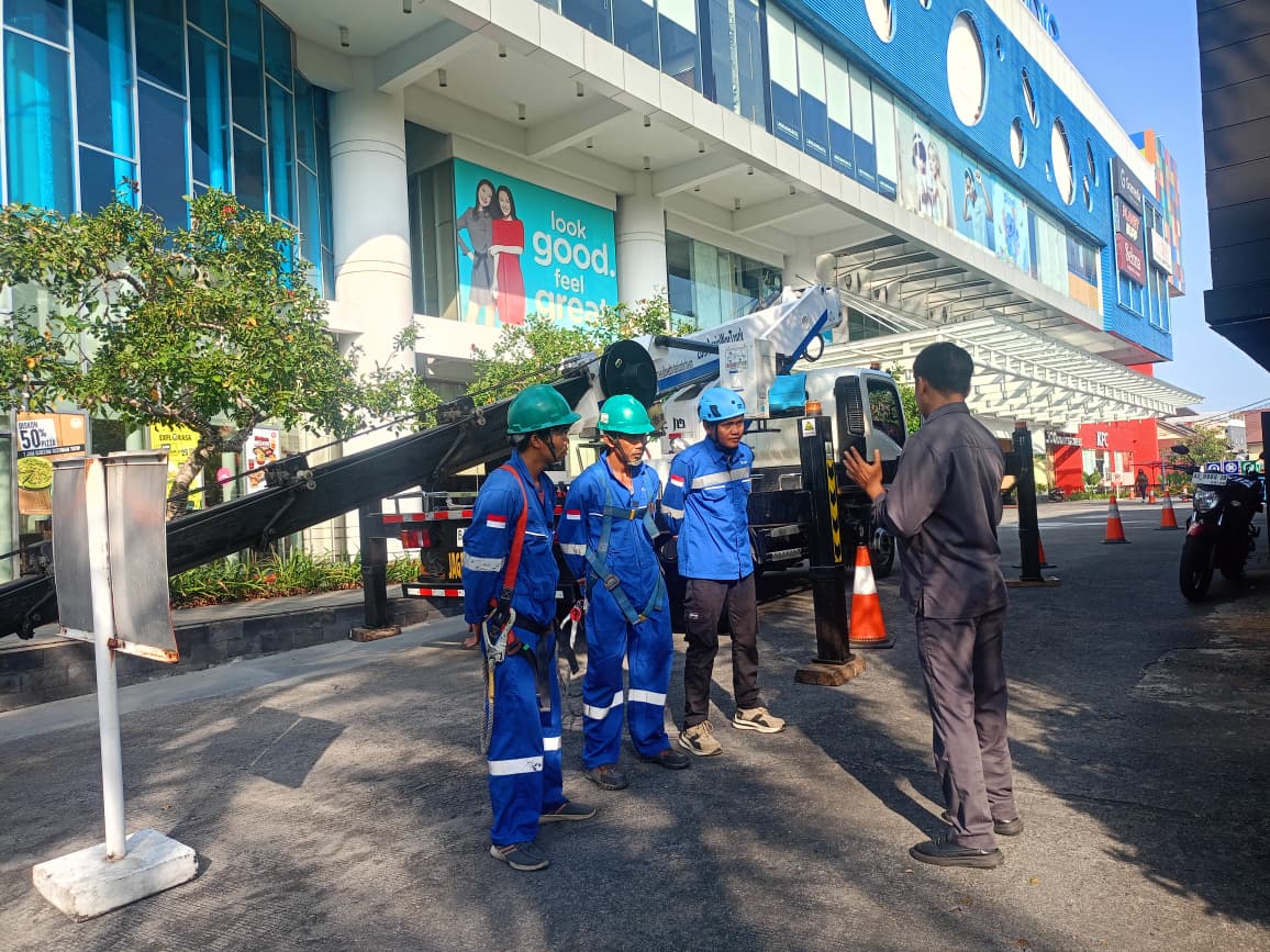 Tim Global Skylift